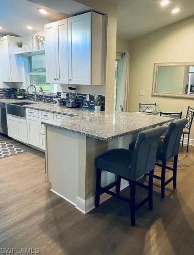 1006 6th Ave, Cape Coral FL  33909-0013 exterior