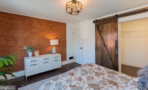 24 New St, Lancaster PA  17602-2047 exterior