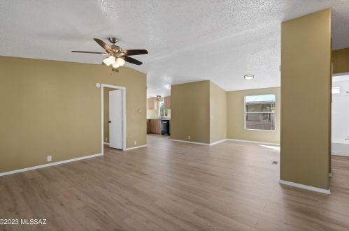 4113 Flowing Wells Rd, Tucson, AZ 85705-2301