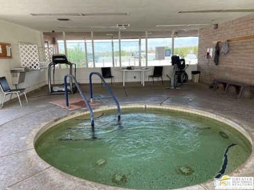 69381 Crestview Dr, Desert Hot Springs CA  92241-8231 exterior