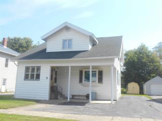 8 Haskell St, Massena Center, NY 13662-1146