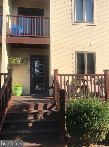 22 Chatham Ct, Dover DE  19901-3909 exterior