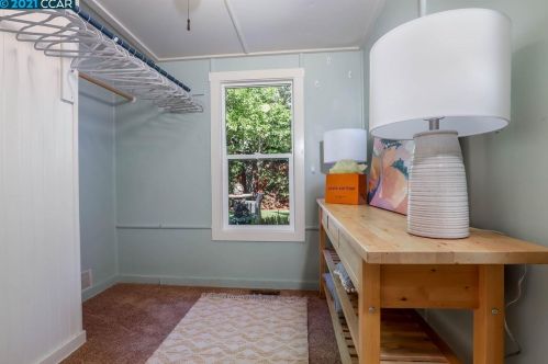 4171 Howe St, Oakland CA  94611-5117 exterior