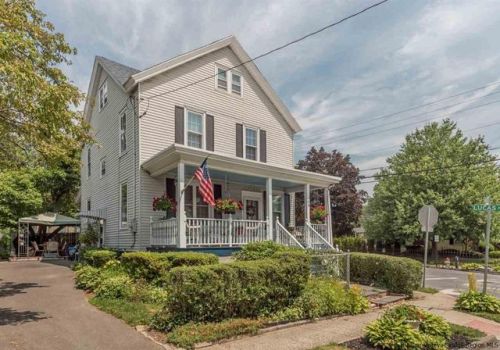 69 Lucas Ave, Kingston NY  12401-8209 exterior