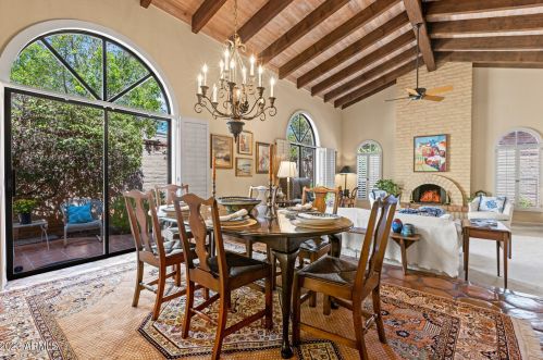 6839 17 Pl, Phoenix AZ 85086-5706 exterior