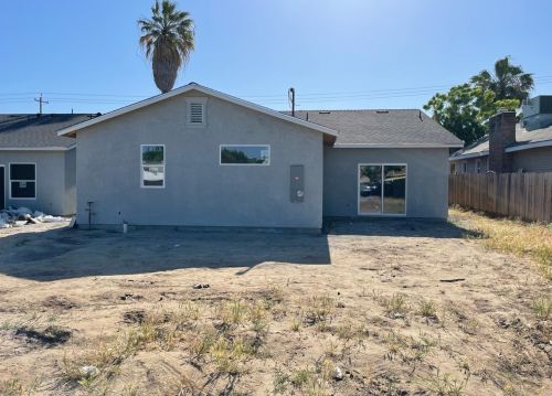 209 Sherman Ave, Manteca CA  95336-4716 exterior