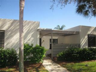 291 Sherwood Dr, Bradenton, FL 34210-4533