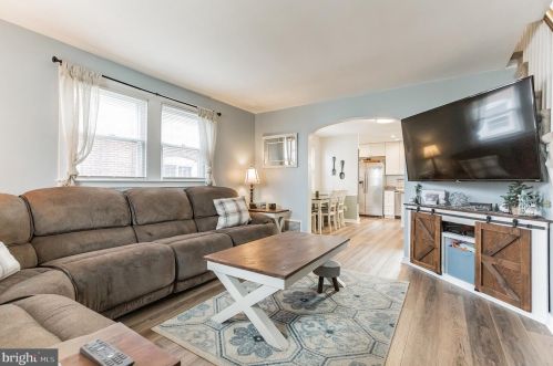 1908 Linden St, Wilmington, DE 19805-3818