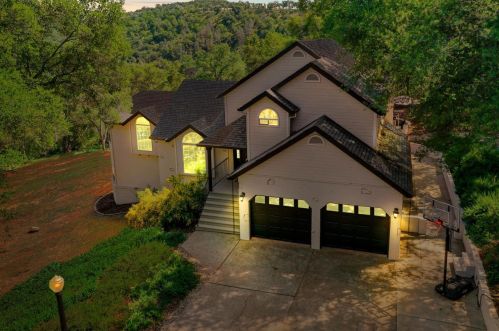 7001 Beaver Pond Rd, Folsom, CA 95762-8062
