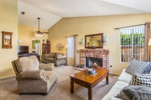 3622 Capriole Rd, Riverside CA  92503-4914 exterior