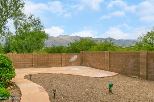 4221 Sapphire Falls Dr, Tucson, AZ 85712-6660