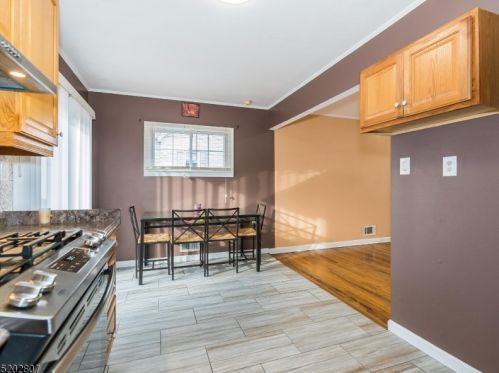 9 Irvington Rd, Parsippany, NJ 07054-3926