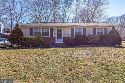13839 Meadowbrook Rd, Woodbridge, VA 22193-4429