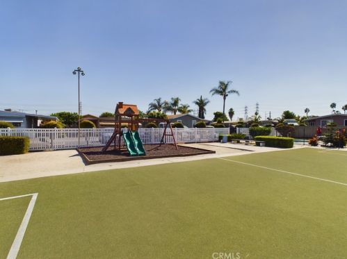 16600 Orange St, Paramount CA  exterior