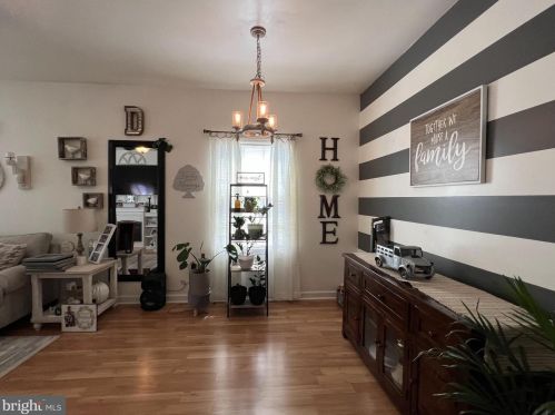 1459 Chambers St, Trenton NJ  08610-5807 exterior