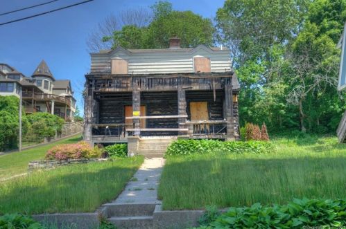 62 Slocomb Ter, Groton, CT 06340-3912