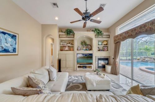 1075 Henley Downs Pl, Lake Mary FL  32746-1972 exterior