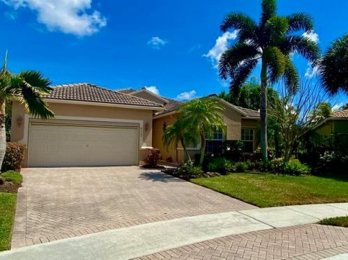 8529 Royal Verona Cir, Boynton Beach, FL 33472-7108