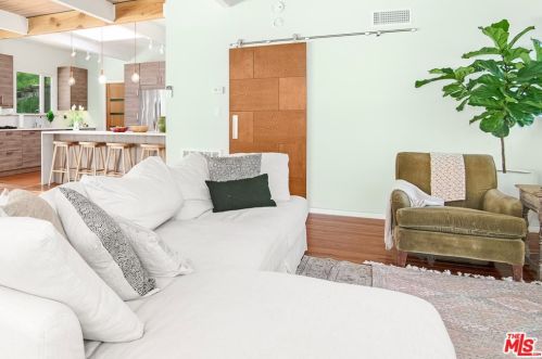 1145 Old Topanga Cyn Rd, Topanga CA  90290-3825 exterior