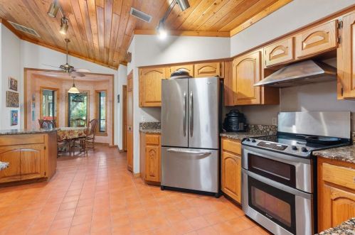 4858 Apopka Vineland Rd, Orlando FL 32818-8431 exterior