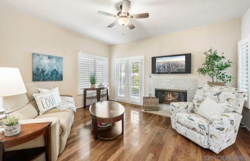 4712 Bryce Cir, Carlsbad CA  92008-4289 exterior