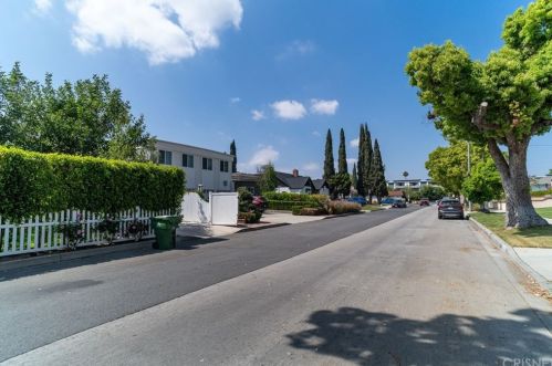 5121 Ledge Ave, North Hollywood, CA 91601-4146
