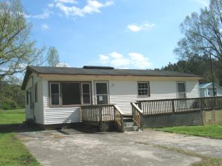 1980 Ronald Tharrington Rd, Louisburg NC  27549-7404 exterior