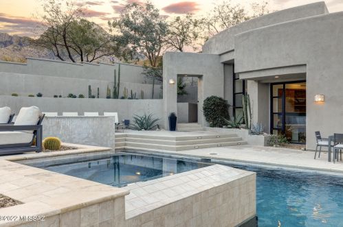 2116 Buck Rdg Pl, Tucson AZ exterior