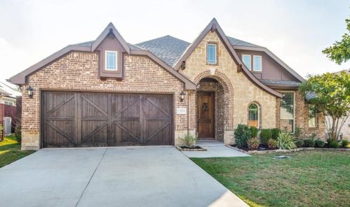 1509 Roadrunner Dr, Oak Point TX  75068-8543 exterior
