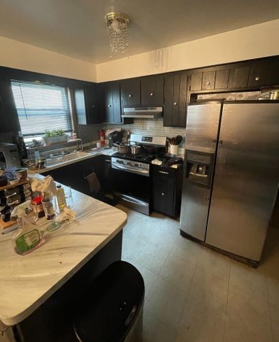 7031 Parrish Ave, Hammond IN  46323-2360 exterior