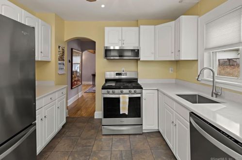 1 Bartlett Ave, Norwalk CT  06850-1914 exterior