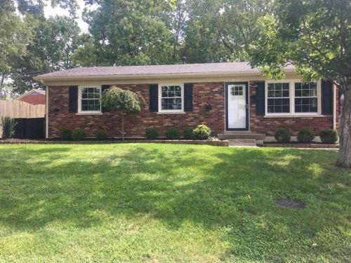 2104 Sage Rd, Lexington, KY 40504-3310
