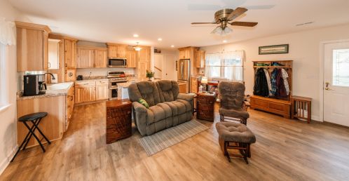 2404 River Rd, Waterford WI  53185-5071 exterior