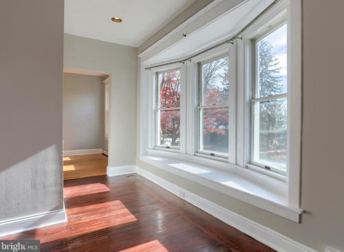 203 Paxtang Ave, Harrisburg PA  17111-1841 exterior