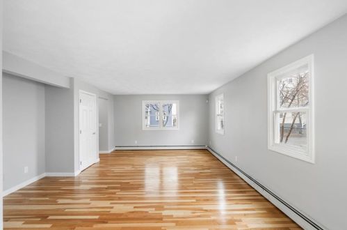 80 Superior St, Providence RI  02907-2754 exterior