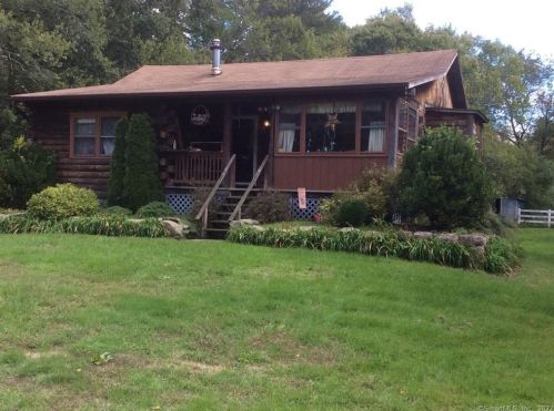 166 Moxley Rd, Uncasville, CT 06382-2335