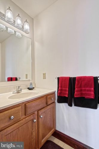 201 Mdw Ln, Navy Sup Dpt PA 17055-9531 exterior