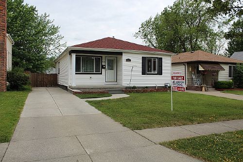 218 Wellington Ave, Buffalo, NY 14223-2516