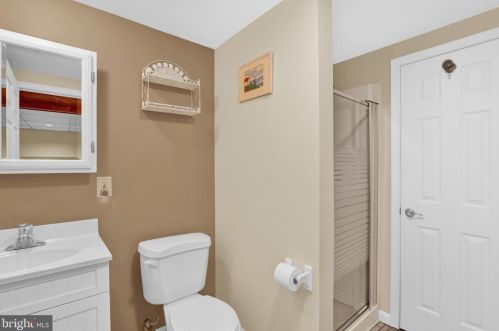 29 Holly Rd, Southampton PA 18966-3029 exterior