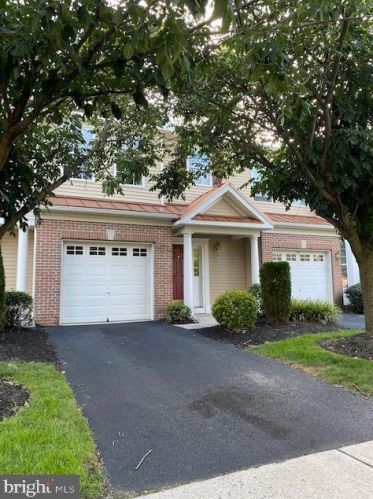 323 Amy Way, Riverton, NJ 08077-1547