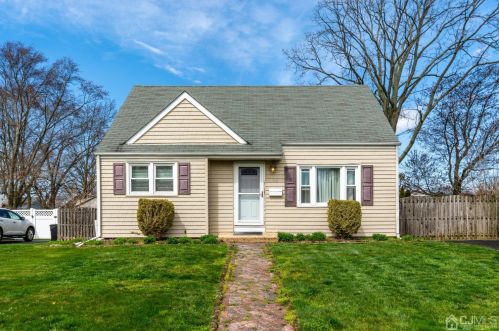 12 James Rd, East Brunswick, NJ 08816-3801