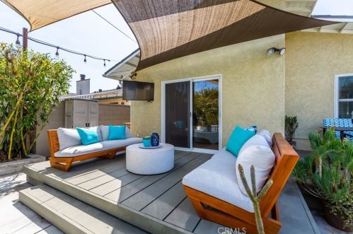 3132 Heather Rd, Long Beach CA  90808-2519 exterior
