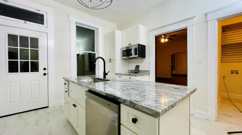 456 Elm St, Covington KY  41016-1460 exterior