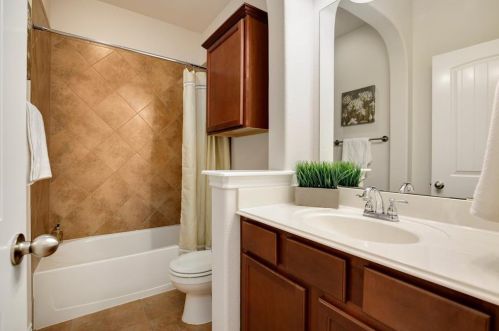 2926 Morning Star Dr, Oak Point TX 75068-7825 exterior