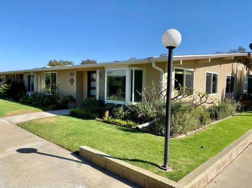 1360 Pelham Rd, Seal Beach, CA 90740-4087