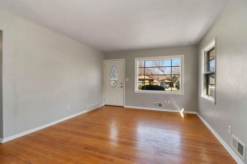 5512 41st Ave, Kenosha, WI 53144-3917