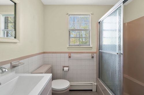 30 School St, Danvers MA 01923-2915 exterior