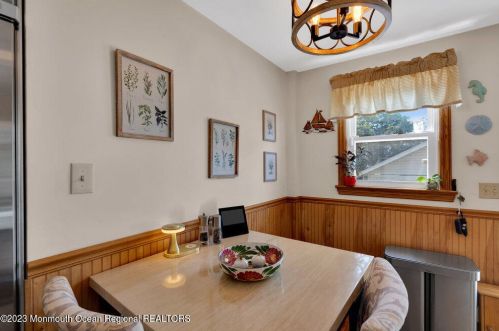 309 Ave, Belmar NJ 07719-2429 exterior