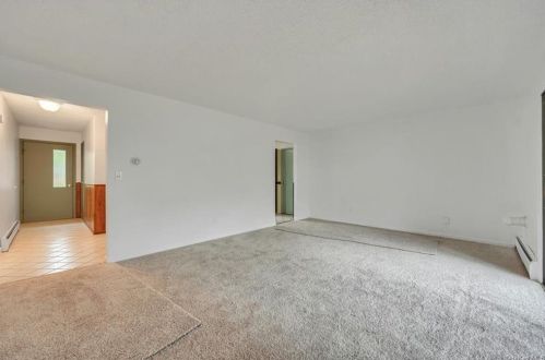 184 Dunn Dr, Montgomery, NY 12549-1302