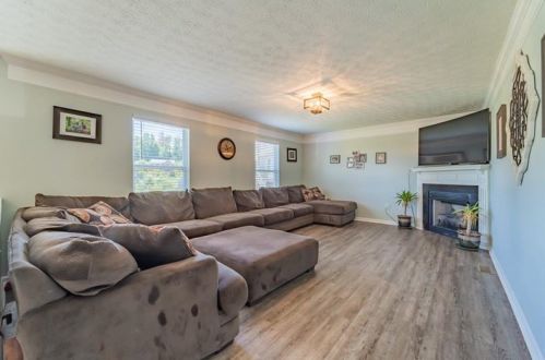 126 Tartan Rd, Gibsonia PA  15044-9416 exterior